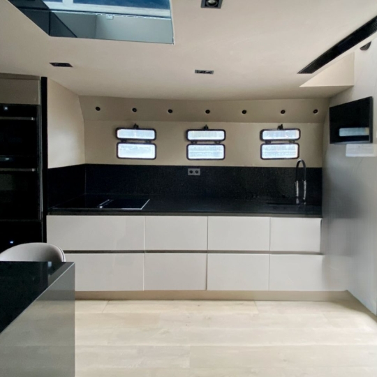  EAU ET PATRIMOINE : Appartement | PARIS (75008) | 100 m2 | 1 200 000 € 