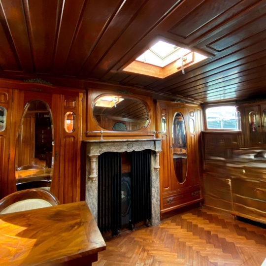  EAU ET PATRIMOINE : Maison / Villa | PARIS (75005) | 180 m2 | 1 200 000 € 