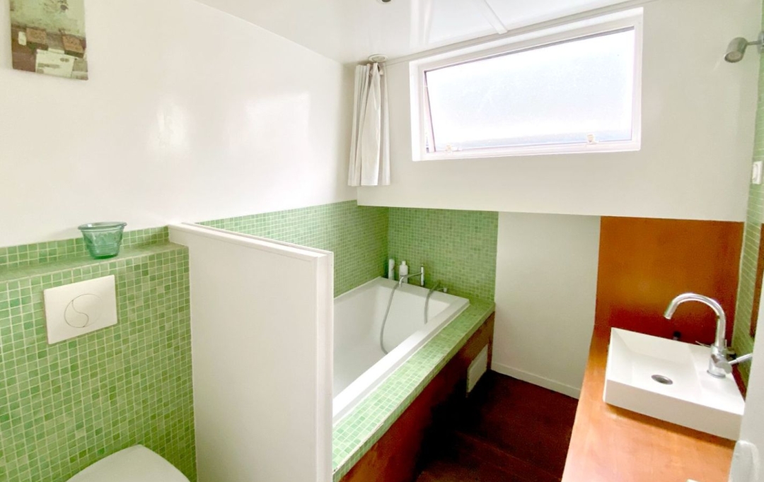 EAU ET PATRIMOINE : Appartement | PARIS (75012) | 75 m2 | 450 000 € 