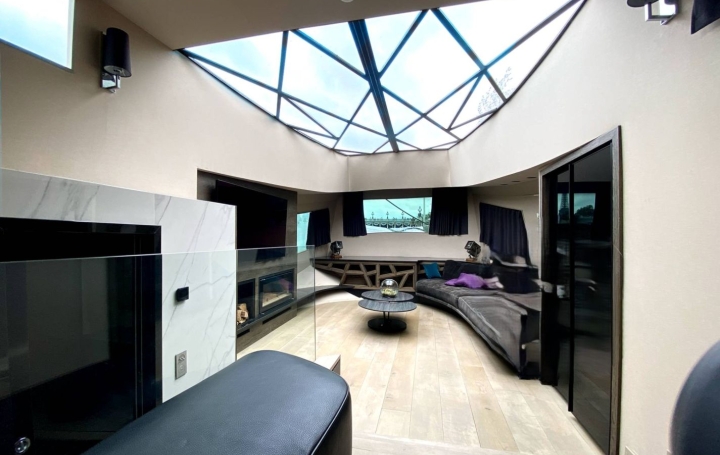  EAU ET PATRIMOINE Appartement | PARIS (75008) | 100 m2 | 1 200 000 € 